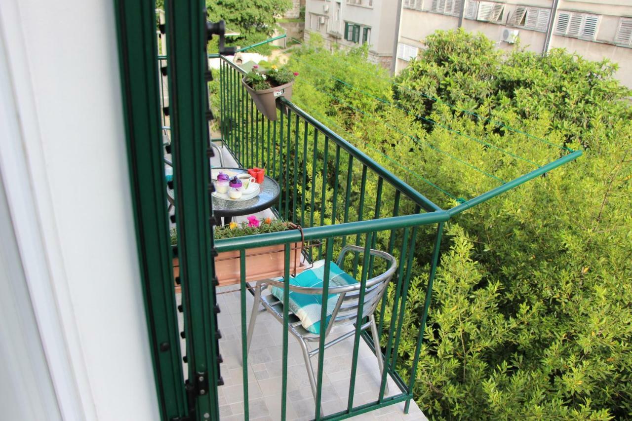 Apartment Simone Сплит Екстериор снимка